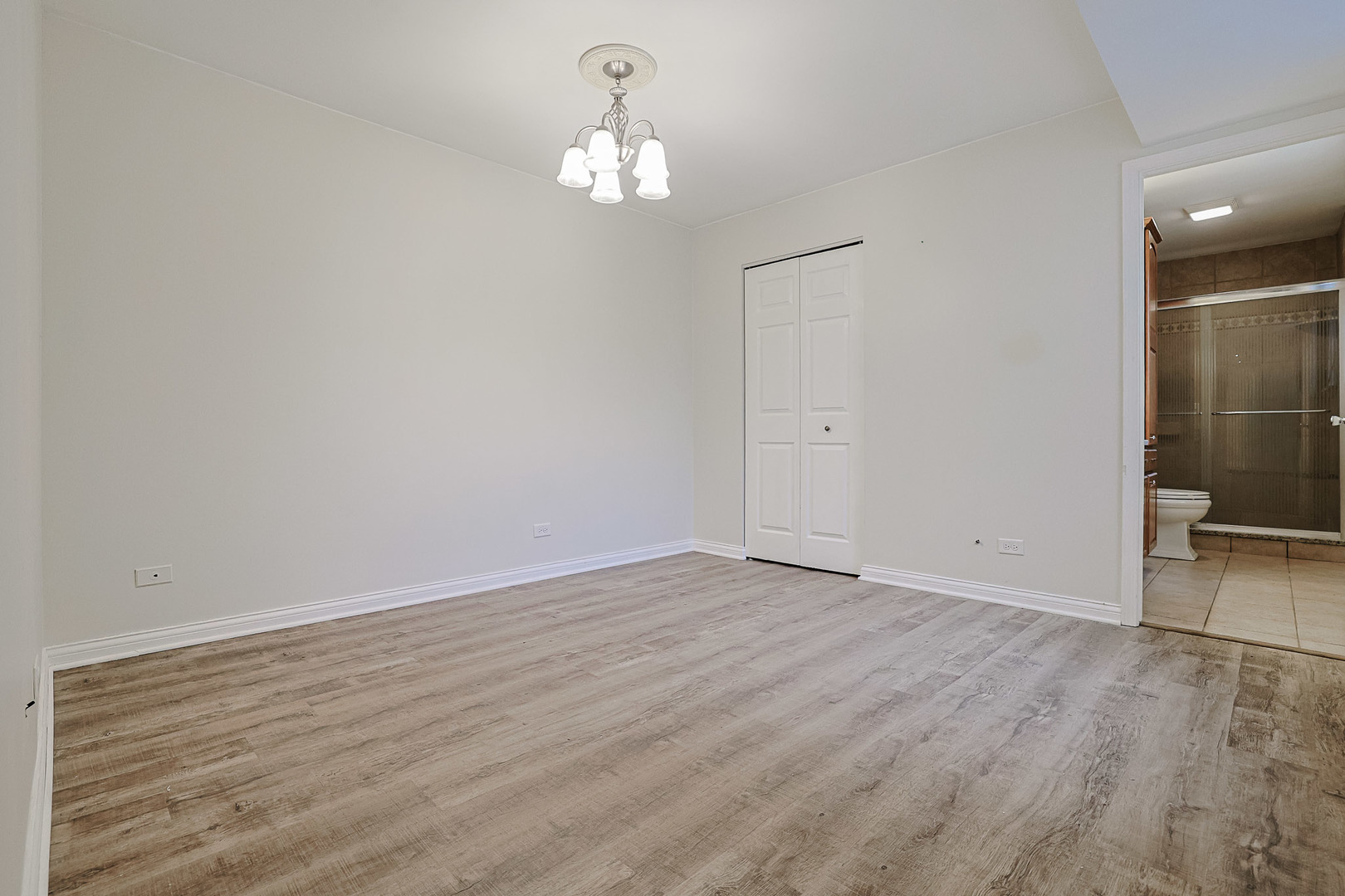 768 North Gary Avenue, Unit 103 Carol Stream, IL 60188 - Photo 13 of 24