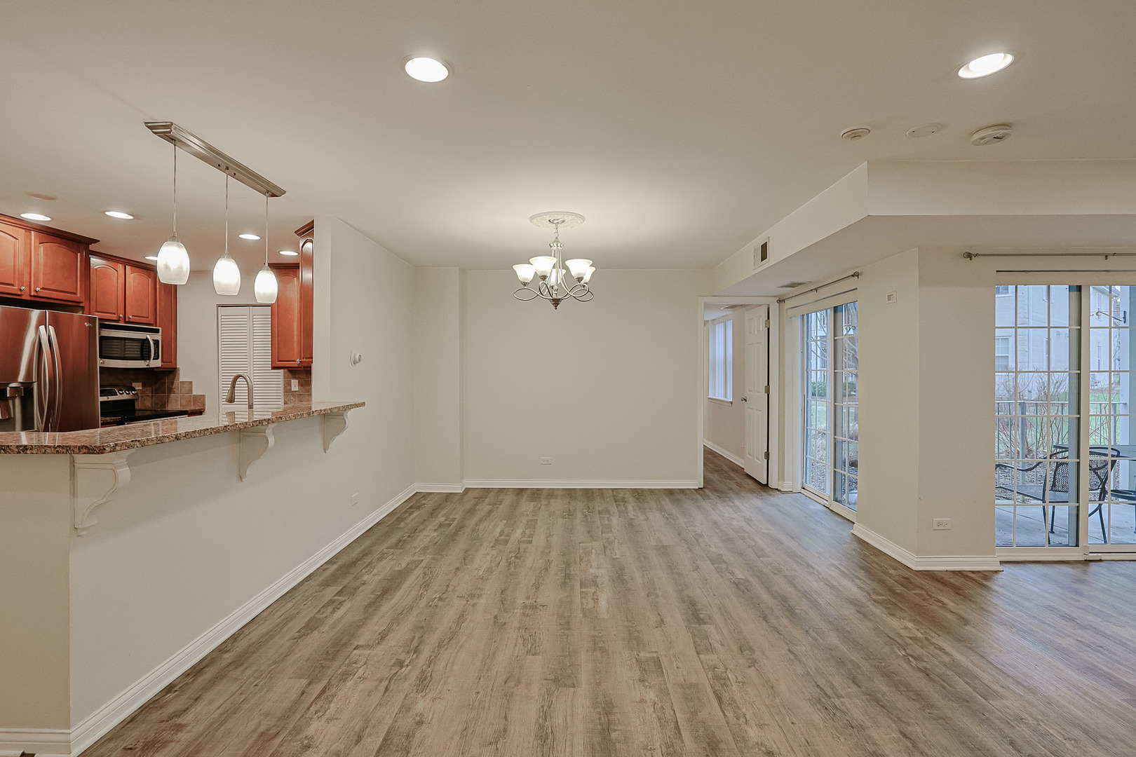 768 North Gary Avenue, Unit 103 Carol Stream, IL 60188 - Photo 9 of 24