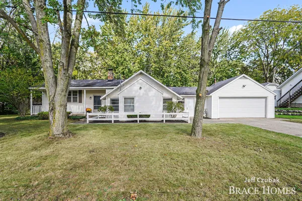 $329,900 | 23 Tyler Street, Grandville, MI 49418