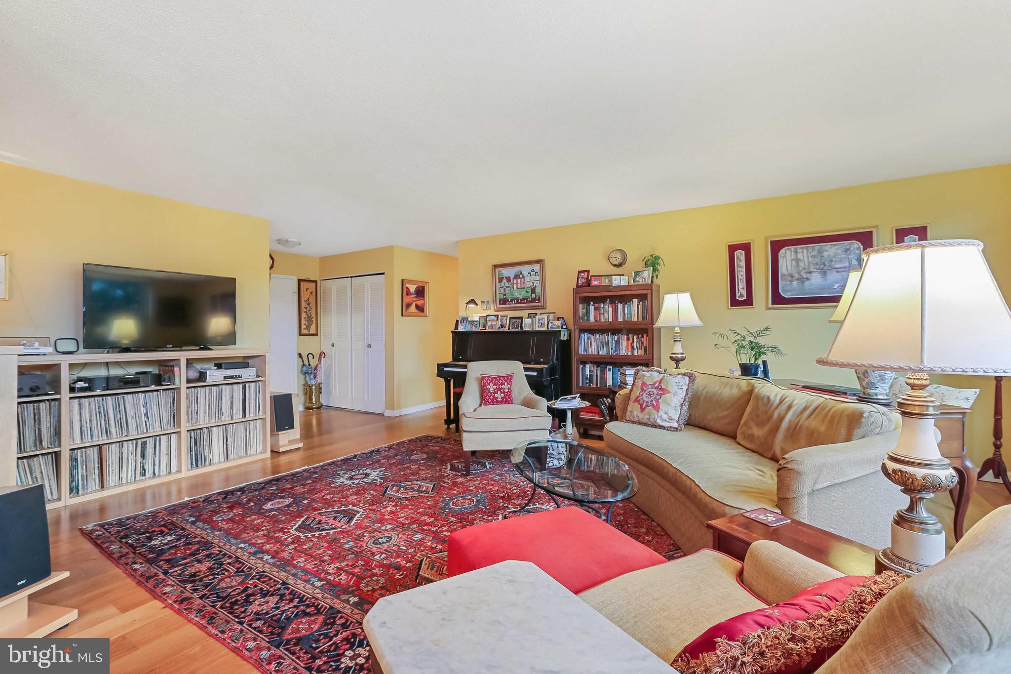 4401 Roland Avenue, Unit 302 Baltimore, MD 21210 - Photo 11 of 42