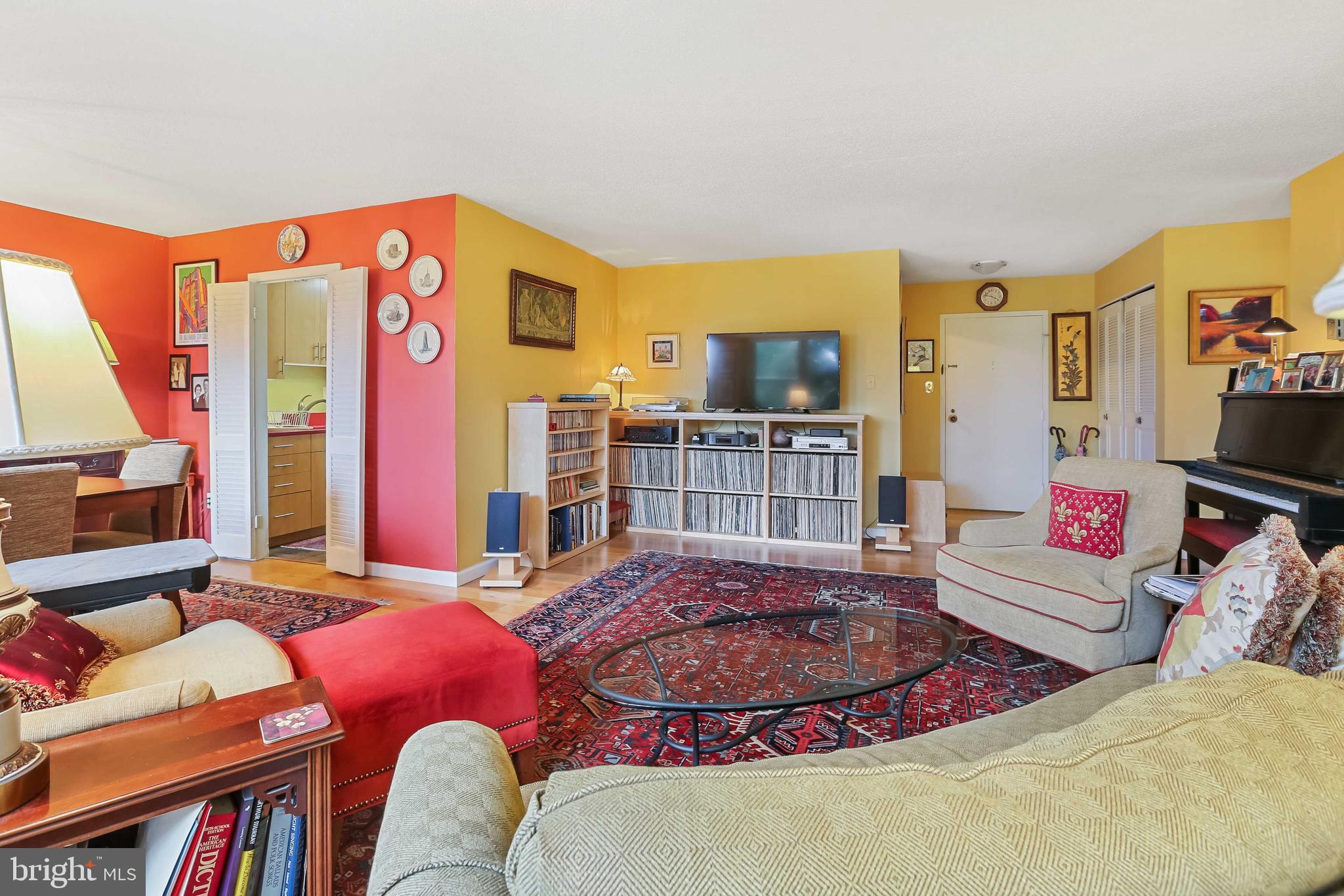 4401 Roland Avenue, Unit 302 Baltimore, MD 21210 - Photo 12 of 42