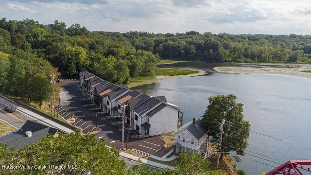 $1,000,000 | 16 Icehouse Drive, Saugerties, NY 12477