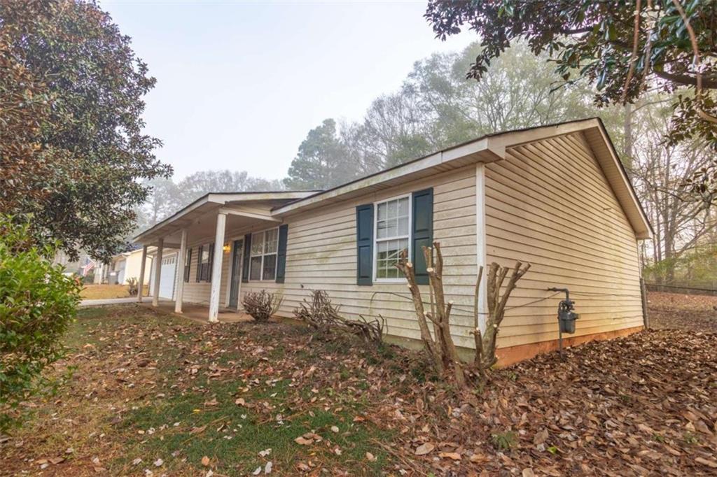 585 Cowan Road Covington, GA 30016 - Photo 4 of 25
