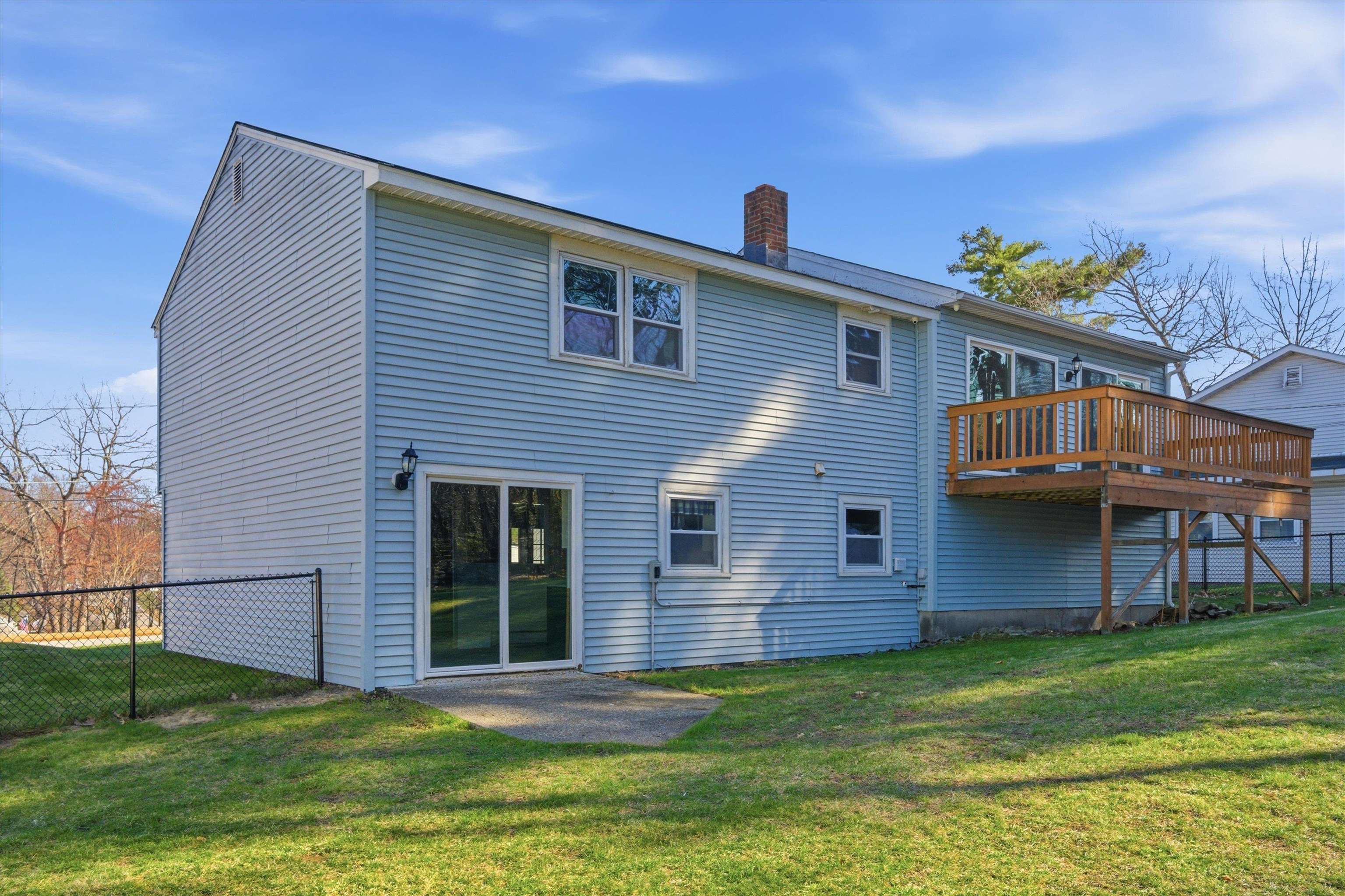 5 Stafford Road Nashua, NH 03062 - Photo 22 of 26 Gallery Image 22