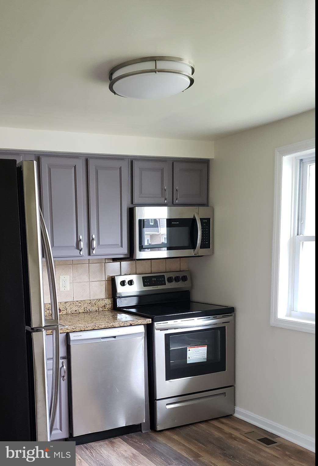 3812 Tremayne Terrace, Unit 22 Silver Spring, MD 20906 - Photo 2 of 28 Kitchen