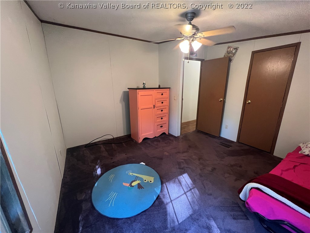 865 Harmons Creek Road Poca, WV 25159 - Photo 25 of 35 Gallery Image 25