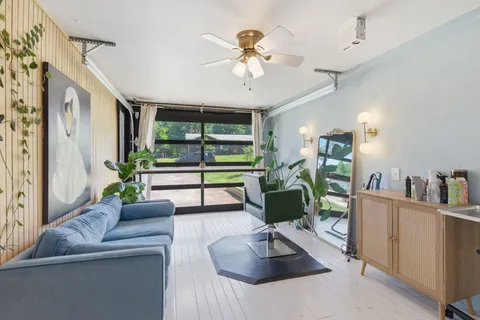 $449,900 | 3060 Buenaview Boulevard, Nashville, TN 37218