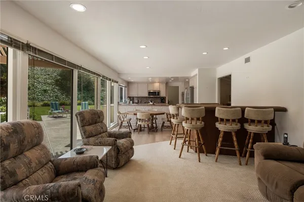 $6,995,000 | 3625 Catamaran Drive, Corona del Mar, CA 92625