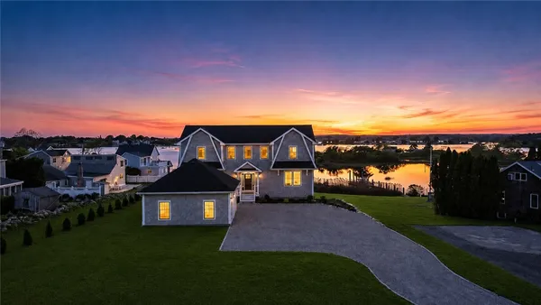 $4,295,000 | 84 Carver Lane, Narragansett, RI 02882