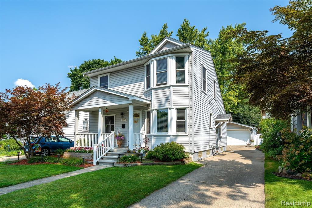 2392 Harvard Road Berkley, MI 48072 - Photo 2 of 29
