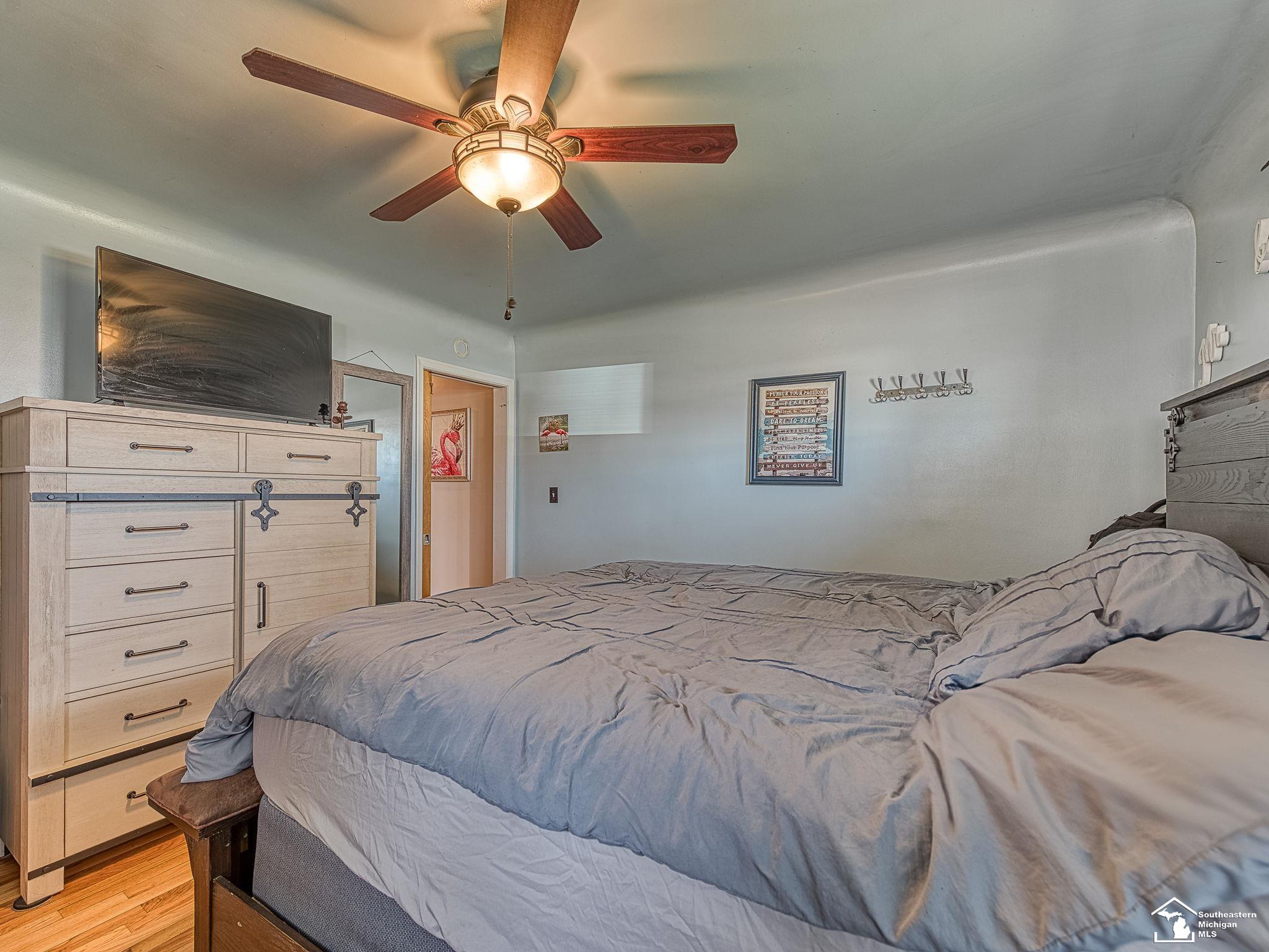25144 Reeck Road Woodhaven, MI 48183 - Photo 8 of 31