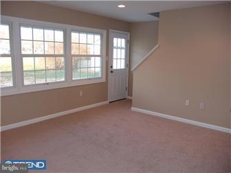 55 Iroquois Road Levittown, PA 19057 - Photo 9 of 12 Living Room