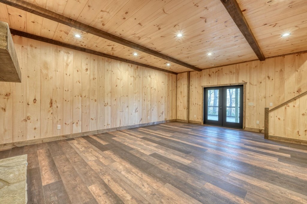 250 Wolfcreek Road Mineral Bluff, GA 30559 - Photo 47 of 59 a view of an entryway