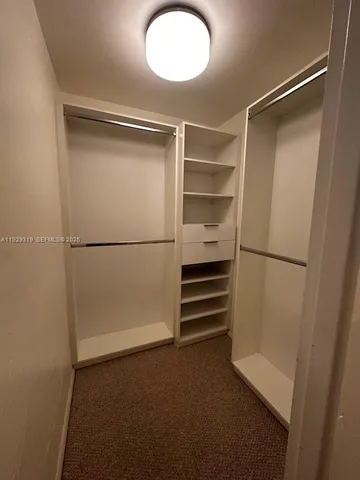 $3,250 | 5055 Collins Avenue, Unit 10F, Miami Beach, FL 33140