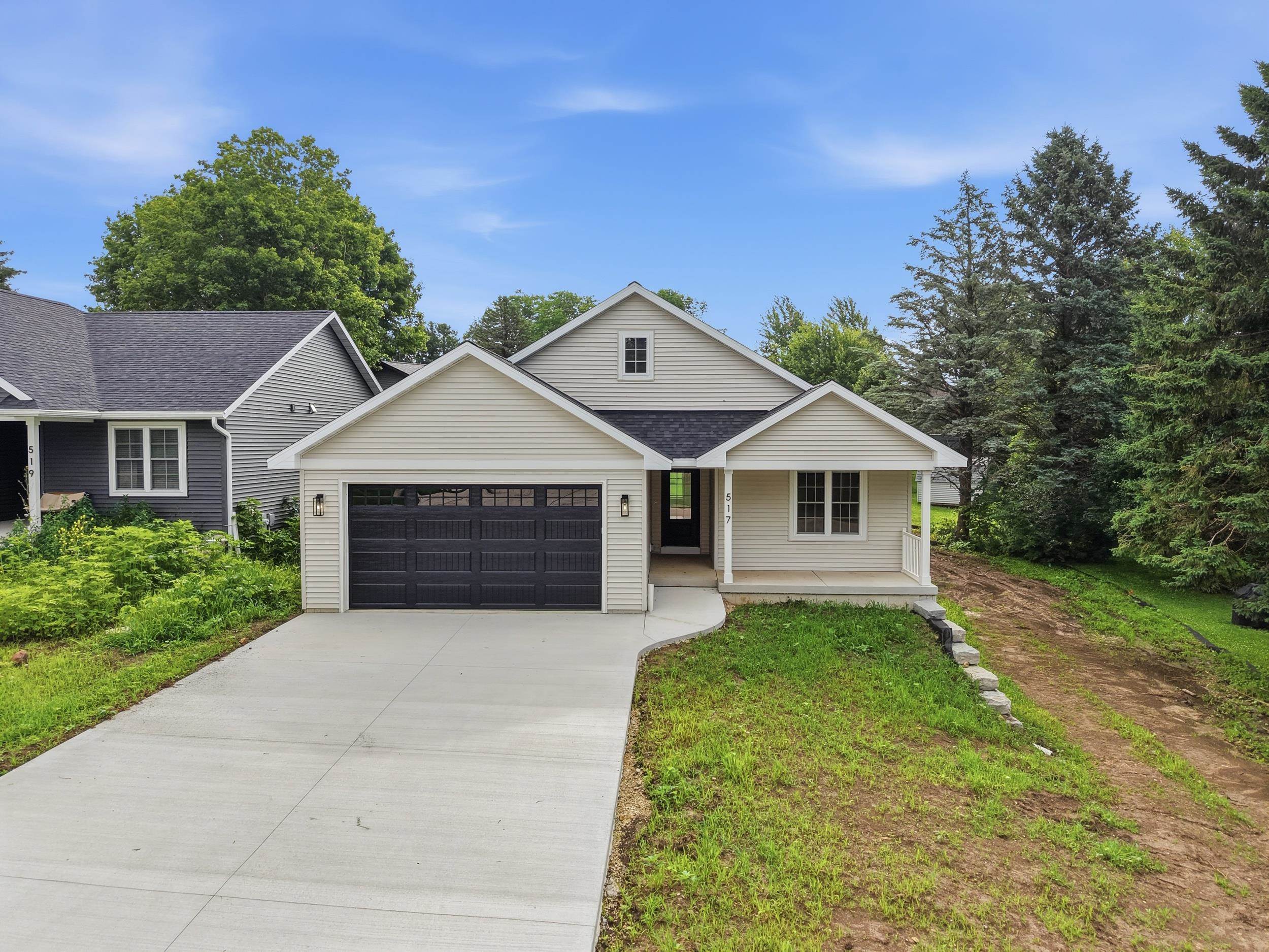 517 Alan Mount Horeb, WI 53572 - Photo 4 of 35