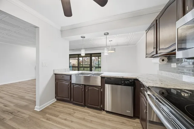 $2,300 | 15700 86th Avenue, Unit 104, Orland Park, IL 60462