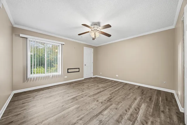 $2,300 | 15700 86th Avenue, Unit 104, Orland Park, IL 60462