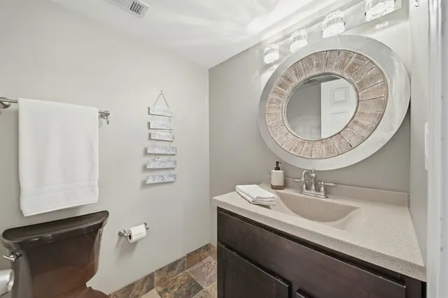 $2,300 | 15700 86th Avenue, Unit 104, Orland Park, IL 60462