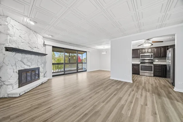 $2,300 | 15700 86th Avenue, Unit 104, Orland Park, IL 60462