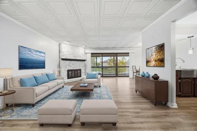 $2,300 | 15700 86th Avenue, Unit 104, Orland Park, IL 60462