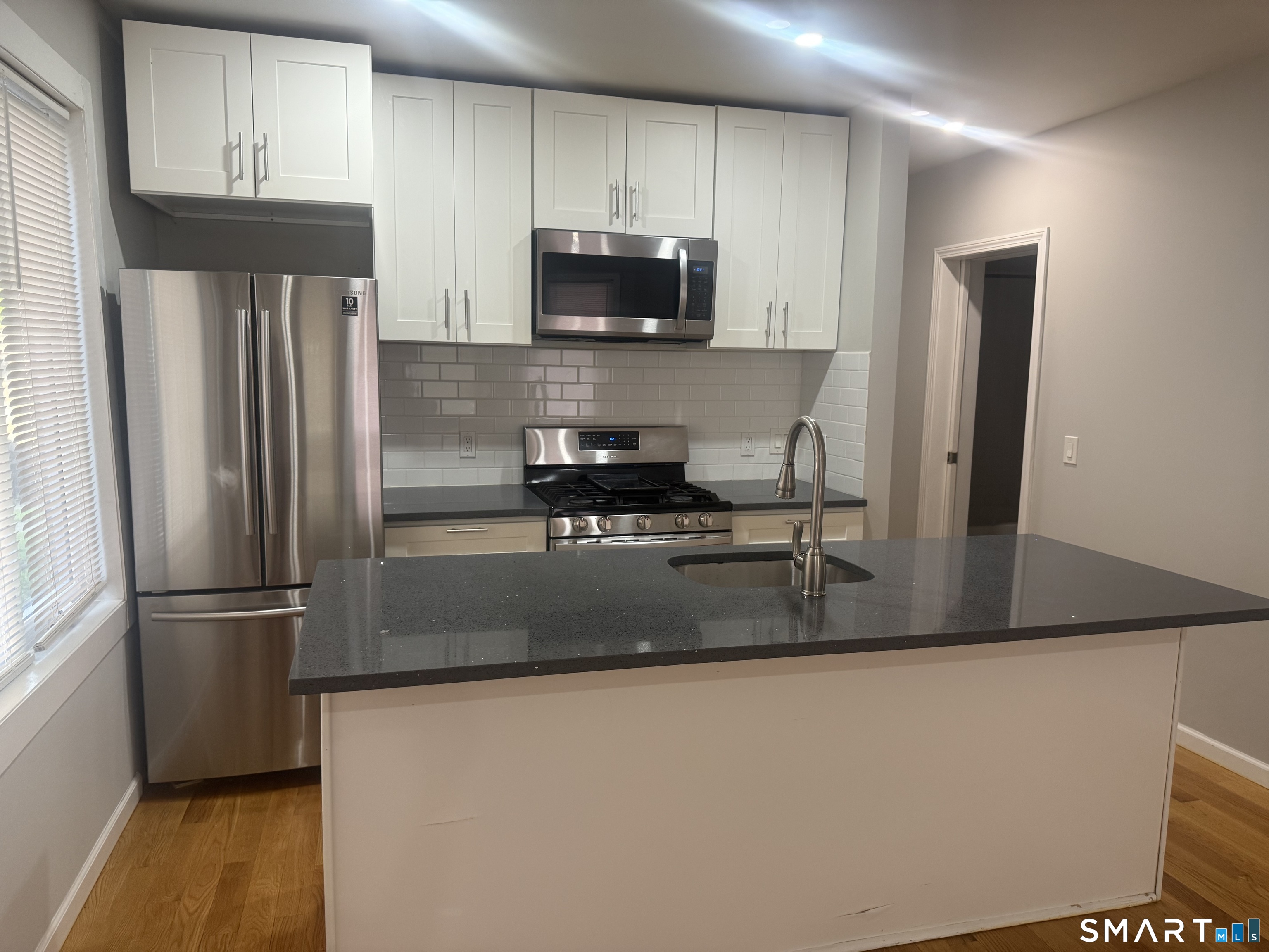 168-170 Kelsey Street Bridgeport, CT 06607 - Photo 7 of 23