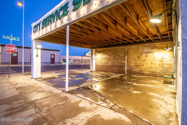 a view of a indoor basketball court