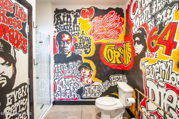 a view of walk in closet