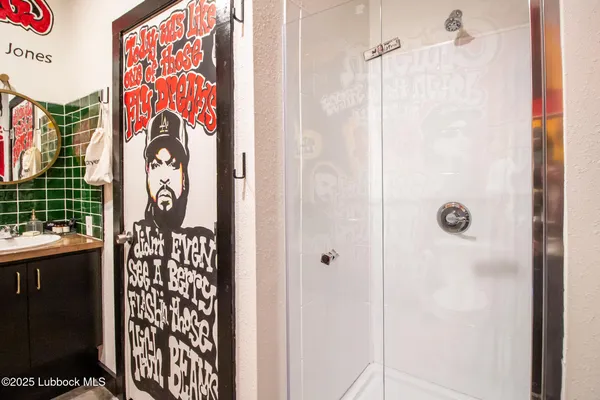 $665,000 | 902 Buddy Holly Avenue, Lubbock, TX 79401