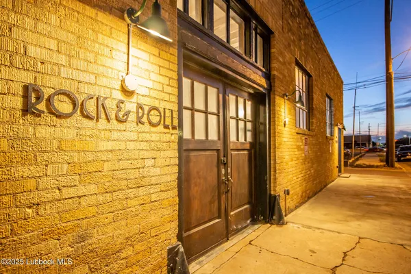 a view of a brick building