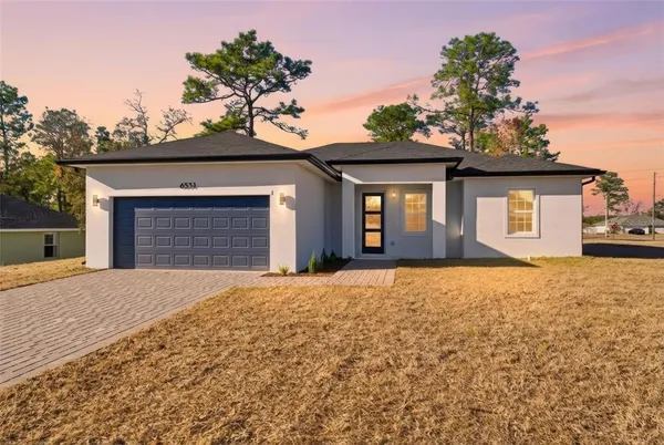 a house with yard outdoor space