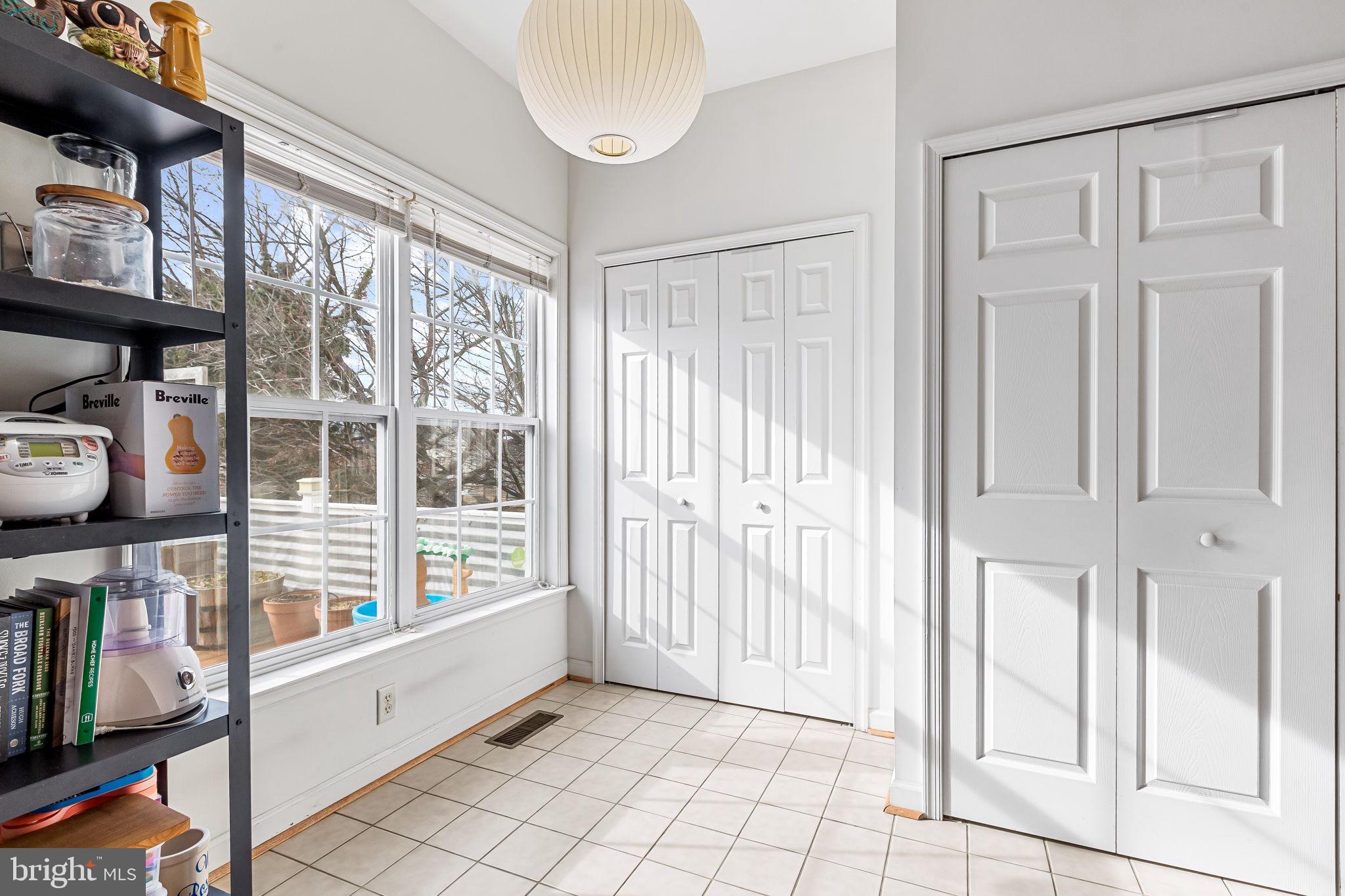 4248 Evans Chapel Road Baltimore, MD 21211 - Photo 19 of 34