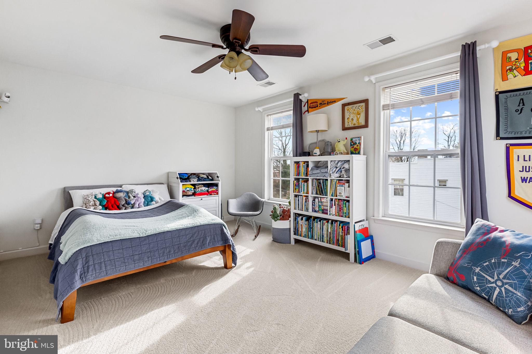 4248 Evans Chapel Road Baltimore, MD 21211 - Photo 23 of 34