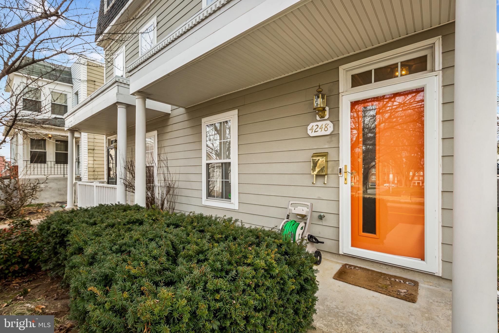 4248 Evans Chapel Road Baltimore, MD 21211 - Photo 3 of 34