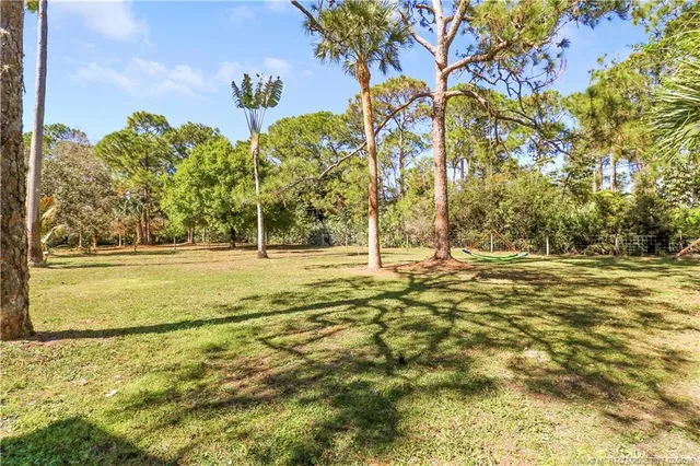 $949,900 | 10941 Southwest Hawkview Circle, Stuart, FL 34997