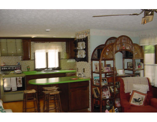 59 Winthrop Road Plymouth, MA 02360 - Photo 3 of 6 Gallery Image 3