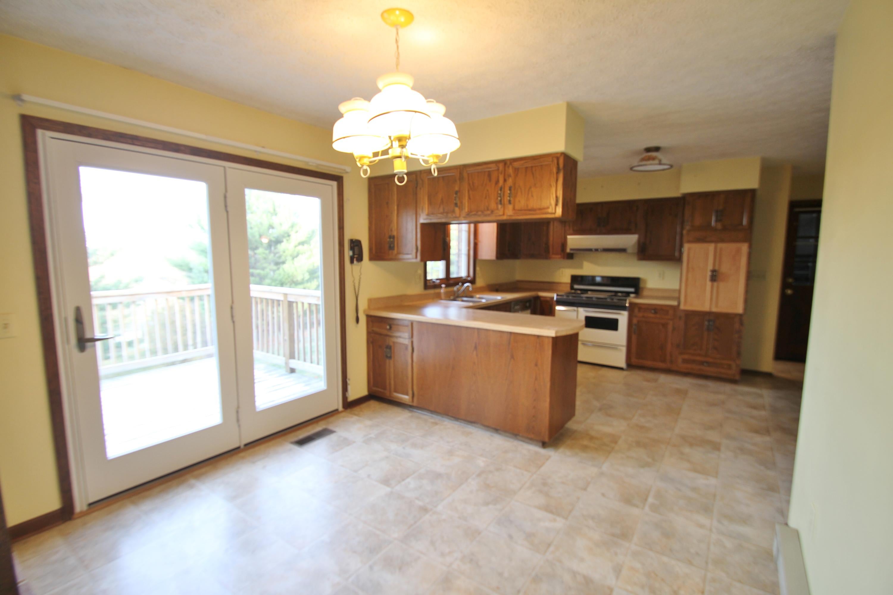 344 Farm Road Lewisburg, WV 24901 - Photo 17 of 45 Gallery Image 17