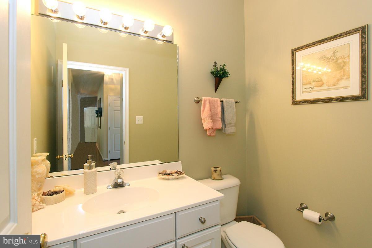 6721 Catskill Road Lorton, VA 22079 - Photo 14 of 22 Bath