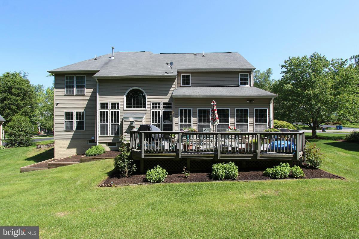 6721 Catskill Road Lorton, VA 22079 - Photo 3 of 22 Exterior (Rear)