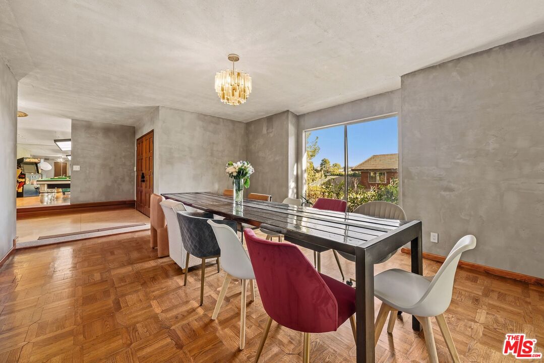 1133 Somera Road Los Angeles, CA 90077 - Photo 11 of 44