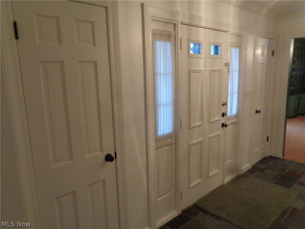 173 Countryside Road Northwest New Philadelphia, OH 44663 - Photo 5 of 20 Gallery Image 5