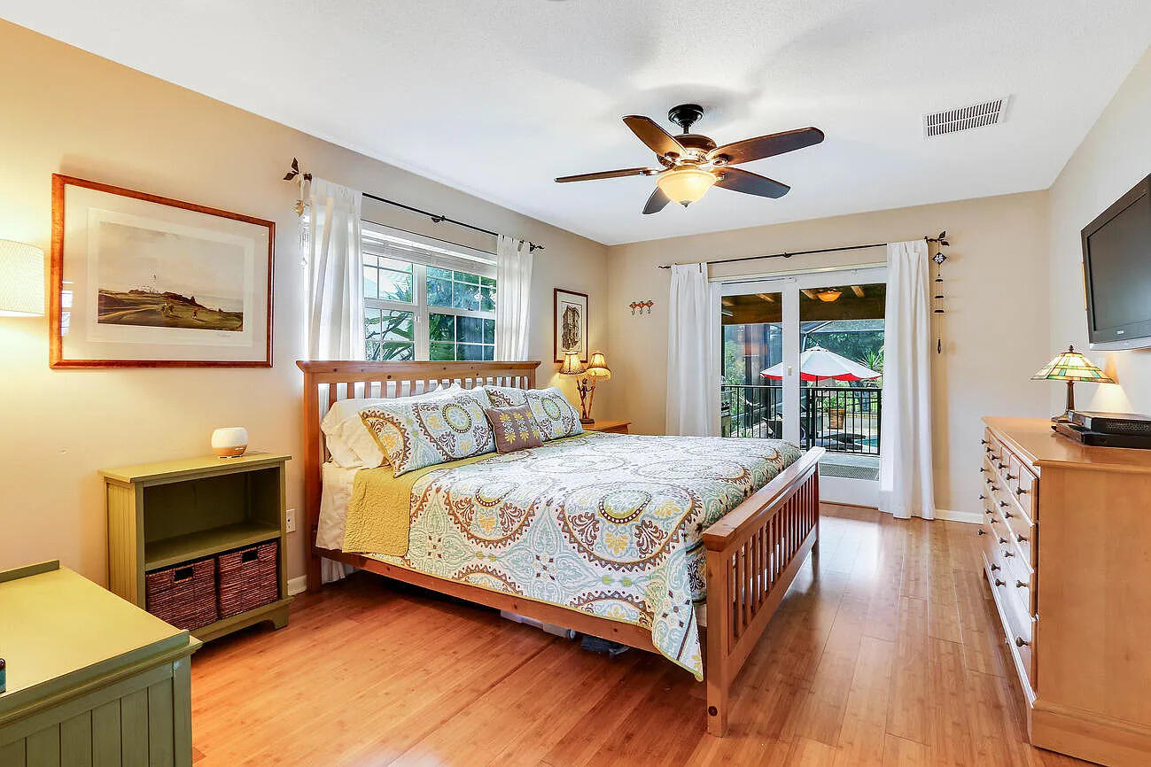 1888 Ascott Road North Palm Beach, FL 33408 - Photo 14 of 19 a62156961de7da35cf062cbd957df1c9-uncropp