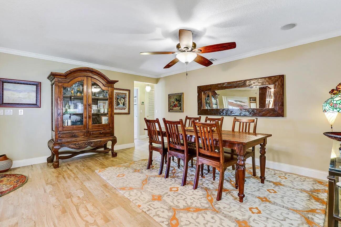 1888 Ascott Road North Palm Beach, FL 33408 - Photo 8 of 19 6d8b937cab379368378a1c7049f776aa-uncropp