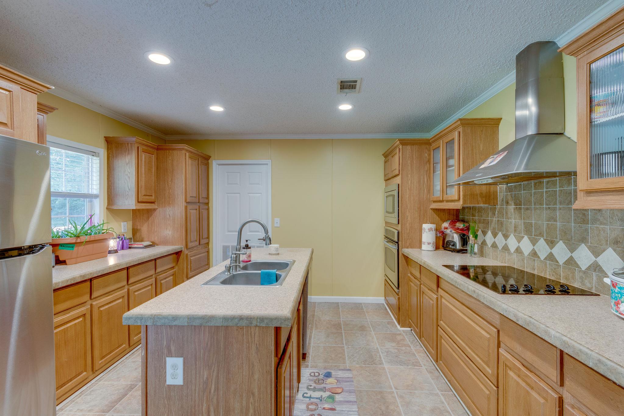 380 Howard Road White Bluff, TN 37187 - Photo 11 of 29 Gallery Image 11