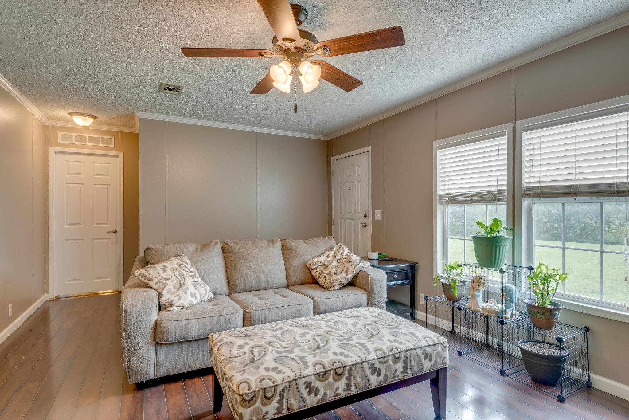 380 Howard Road White Bluff, TN 37187 - Photo 7 of 29 Gallery Image 7
