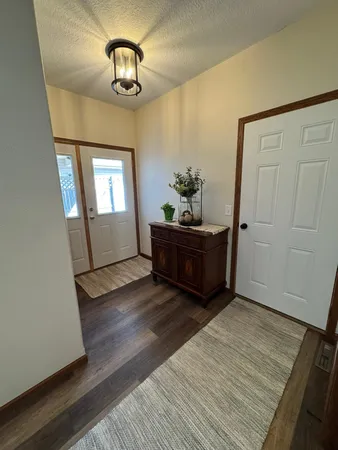 $287,000 | 224 25th Street Southeast, Willmar, MN 56201