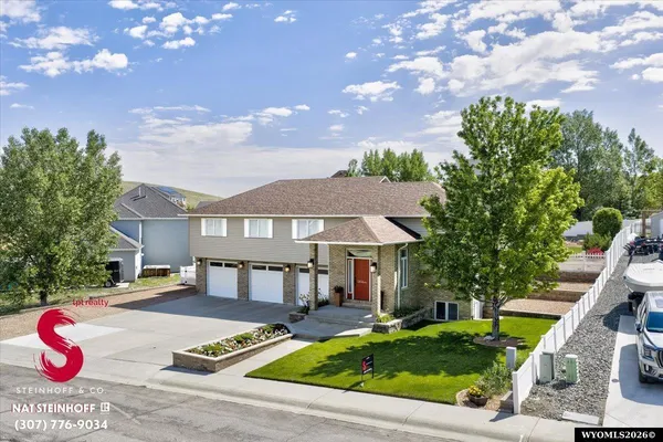 $816,000 | 5821 South Chestnut Street, Casper, WY 82601