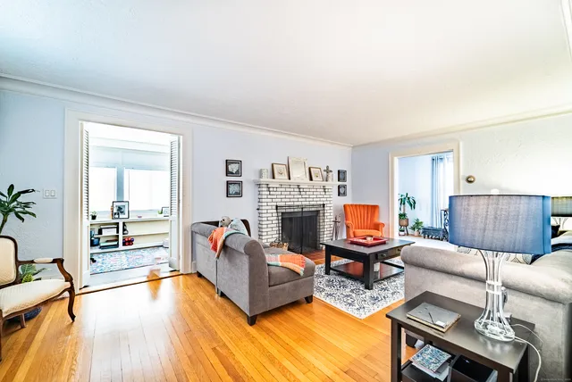 $3,700 | 40 Orchard Place, Unit 1, Greenwich, CT 06830