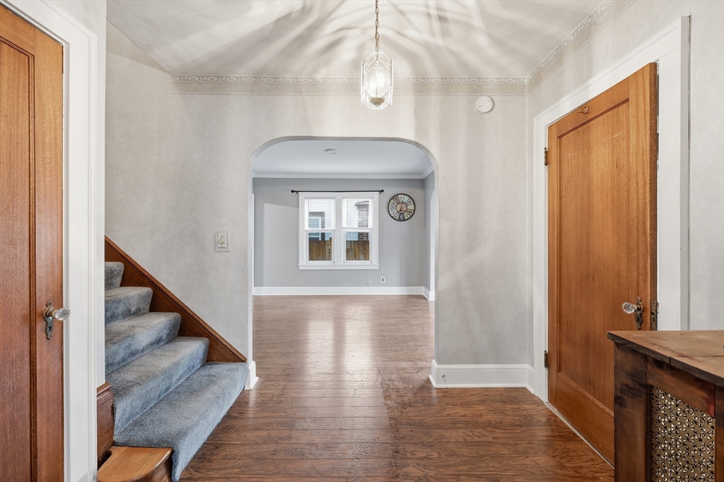 77 Fresno Street Springfield, MA 01104 - Photo 14 of 32