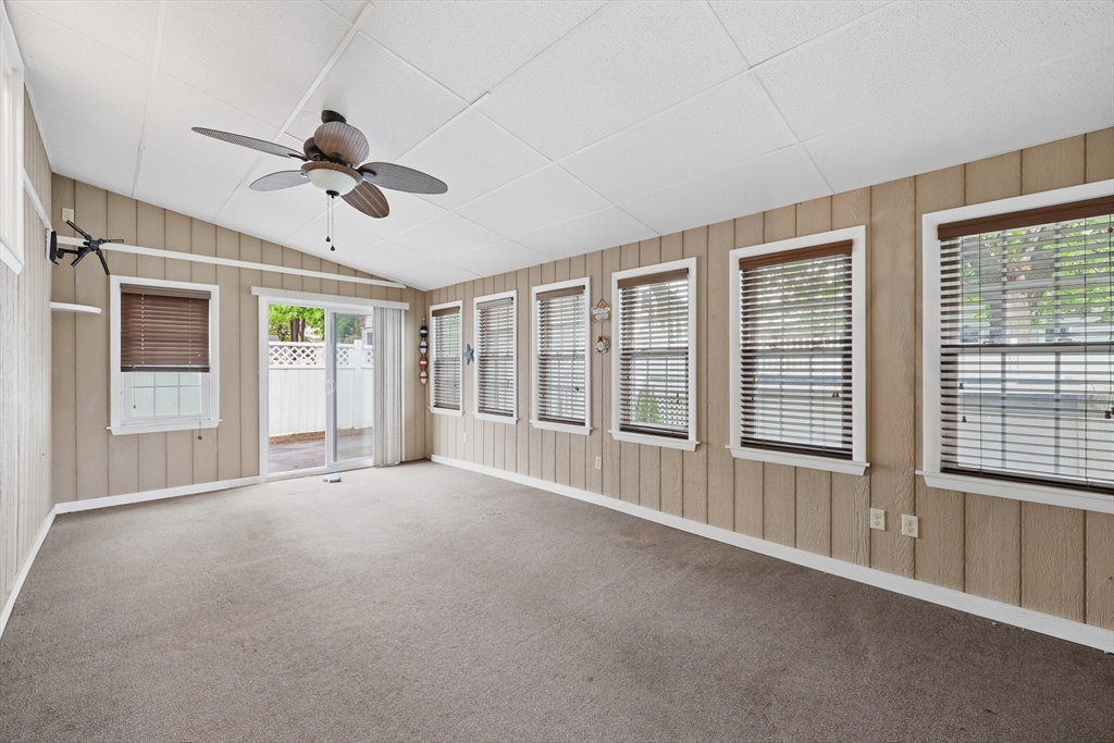 77 Fresno Street Springfield, MA 01104 - Photo 19 of 32