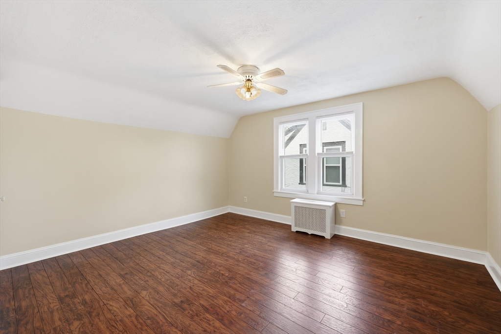 77 Fresno Street Springfield, MA 01104 - Photo 24 of 32